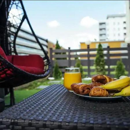 Cozy Special Pallady Apartament With Garden & Courtyard Bucharest Exterior photo