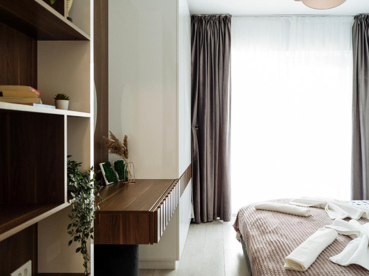 Cozy Special Pallady Apartament With Garden & Courtyard Bucharest Exterior photo