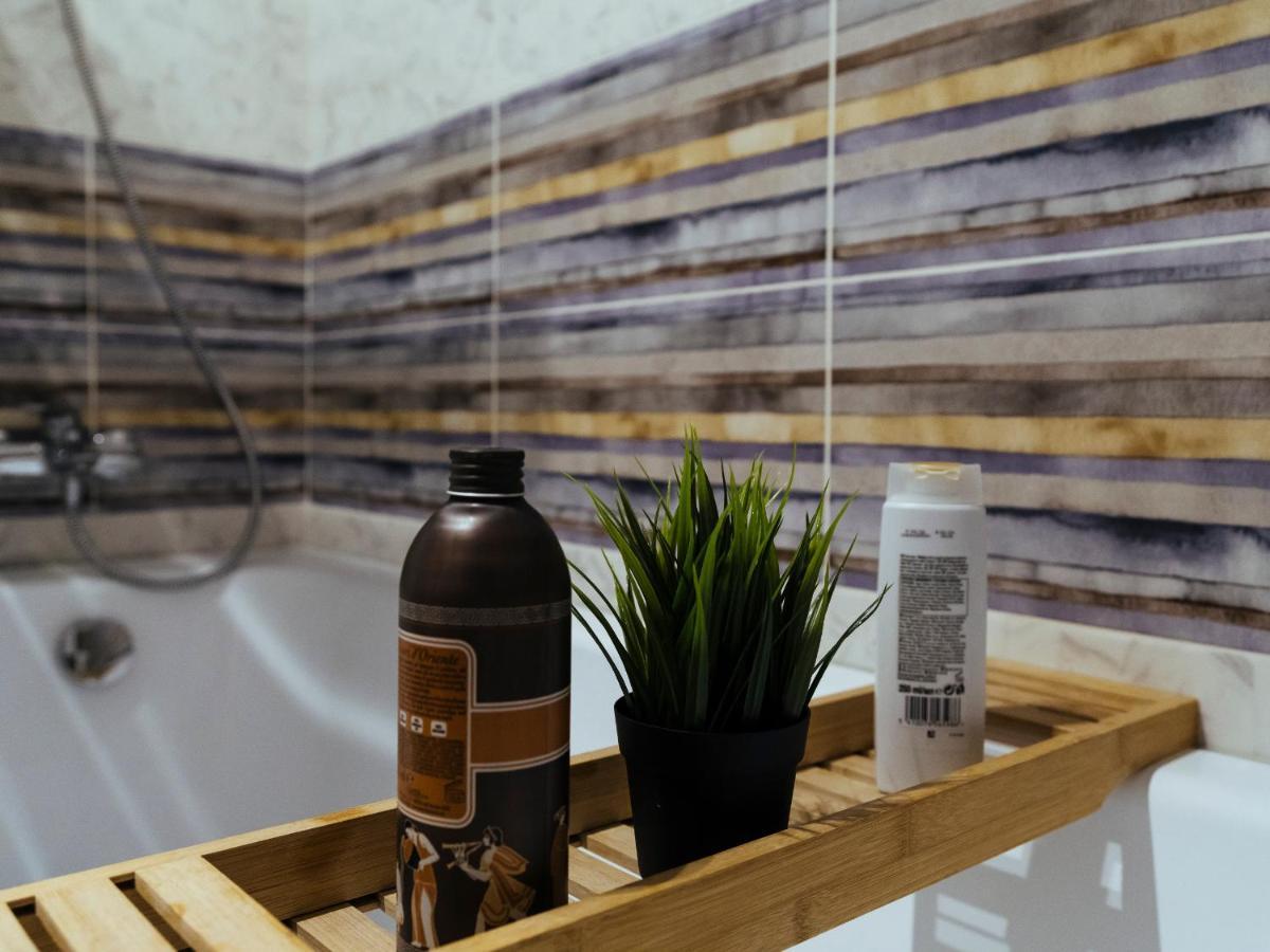 Cozy Special Pallady Apartament With Garden & Courtyard Bucharest Exterior photo