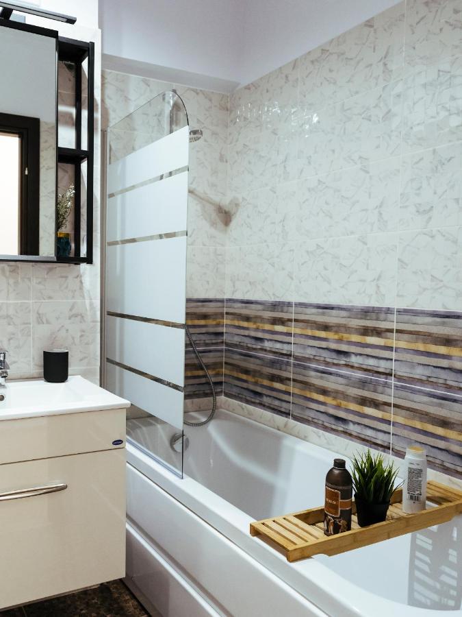 Cozy Special Pallady Apartament With Garden & Courtyard Bucharest Exterior photo