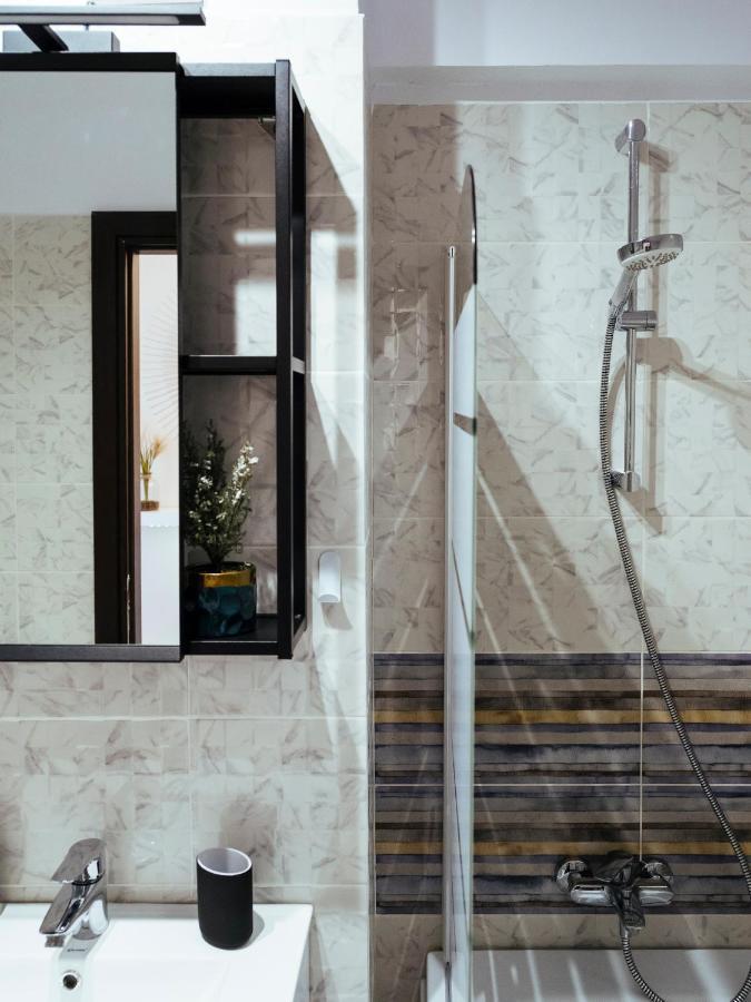 Cozy Special Pallady Apartament With Garden & Courtyard Bucharest Exterior photo