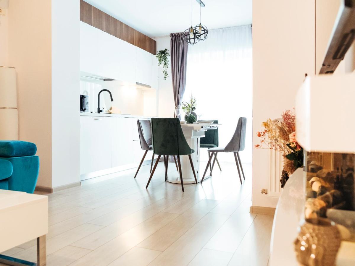 Cozy Special Pallady Apartament With Garden & Courtyard Bucharest Exterior photo