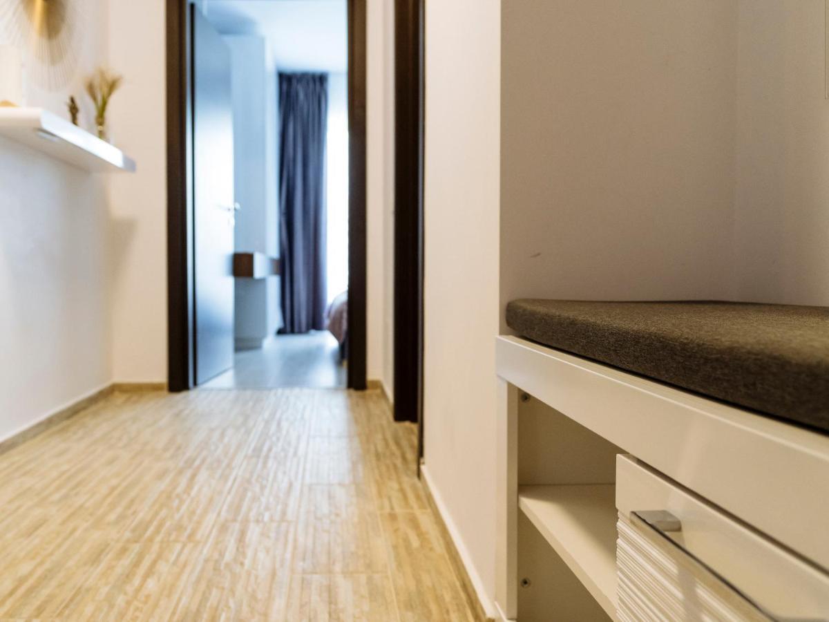 Cozy Special Pallady Apartament With Garden & Courtyard Bucharest Exterior photo